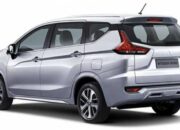 Target Tinggi Mitsubishi Expander ‘Goyang’ Avanza