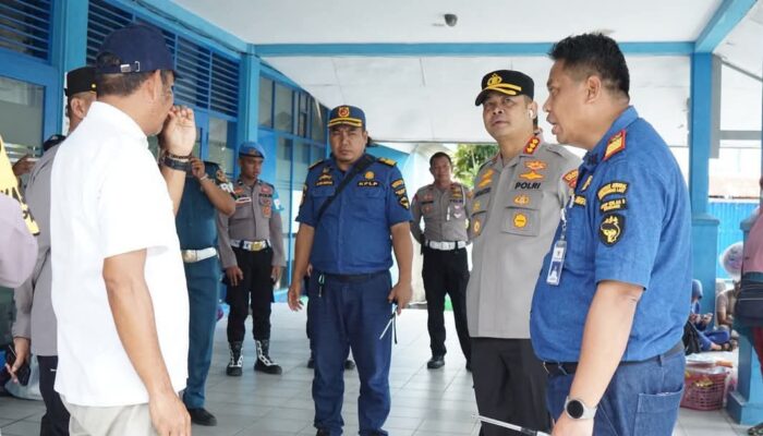 Tinjau Pelabuhan Nusantara, Kapolresta Kendari Pastikan Mudik 2025 Berjalan Lancar