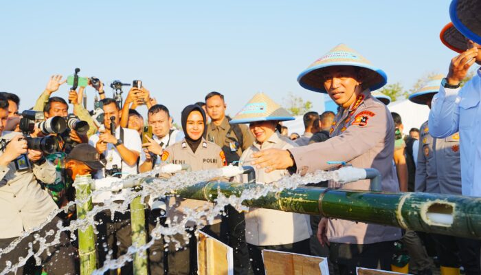 Dukung Hilirisasi Jagung Nasional, Kapolri Gandeng Koperasi dan Pimpin Penanaman Serentak di 36 Wilayah Indonesia