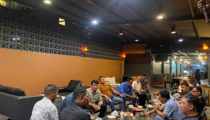 Ditbinmas Polda Sultra Gelar Rapat Internal dan Diskusi Santai “Ngopi Bareng” Bahas Evaluasi dan Penyamaan Persepsi Tugas Pembinaan
