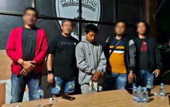 Pelaku Penikaman Anggota TNI di Kendari Serahkan Diri Didampingi Kepala Desa