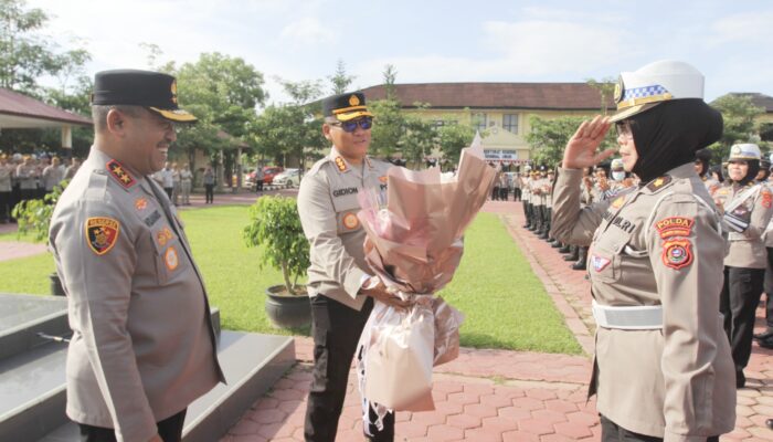 Polwan Polda Sultra Peringati HUT ke-77 dengan Semangat Pengabdian untuk Masyarakat