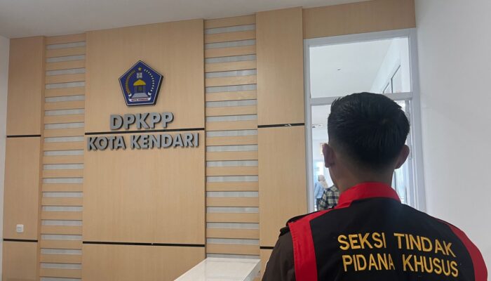 Kejari Kendari Geledah Kantor DPKPP dan BPN, Dalami Kasus Pembebasan Lahan Bungkutoko Tahun 2009