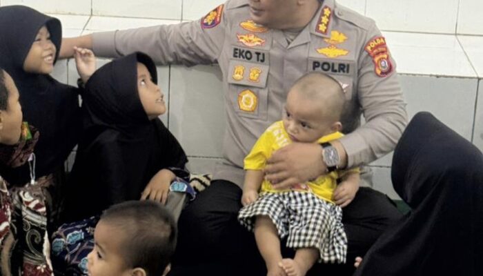 Bidpropam Polda Sultra Gelar Anjangsana ke LKSA Al-Ikhlas dalam Rangka Hari Jadi Propam Polri ke-23