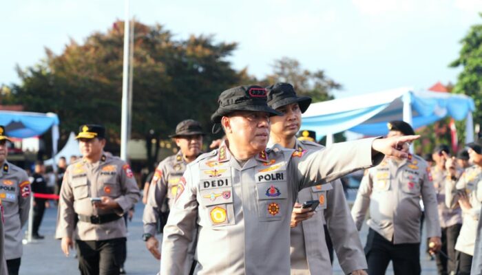 Wakapolri Raih Penghargaan Kepemimpinan Publik dari Fakultas Hukum Universitas Brawijaya