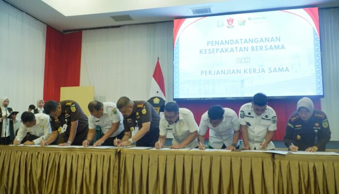 Sekda Konawe Utara Teken PKS Pidana Kerja Sosial, Perkuat Implementasi KUHP Baru di Sulawesi Tenggara