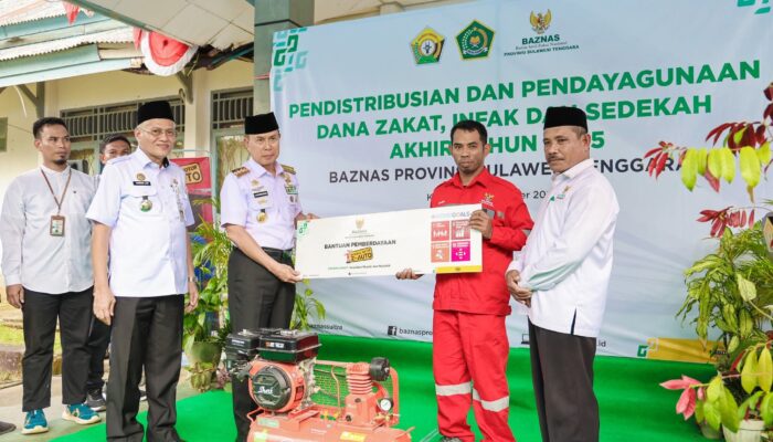 Gubernur Sultra Hadiri Penyaluran Dana ZIS Akhir Tahun Baznas, Salurkan Rp115 Juta untuk 113 Mustahik