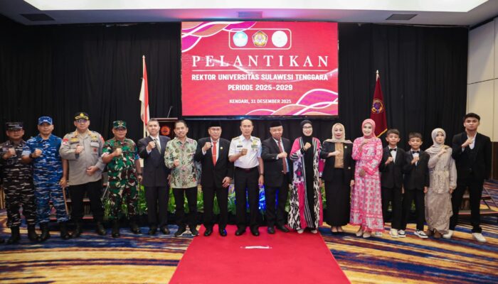 Gubernur Sultra Hadiri Pelantikan Rektor Unsultra Periode 2025–2029, Dorong Perguruan Tinggi Perkuat SDM dan Inovasi
