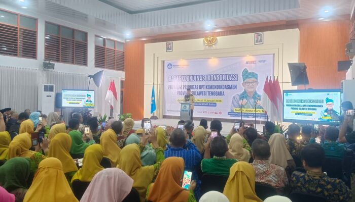 Gubernur Sultra Tegaskan Komitmen Perkuat SDM Lewat Pendidikan Saat Kunjungan Mendikdasmen RI