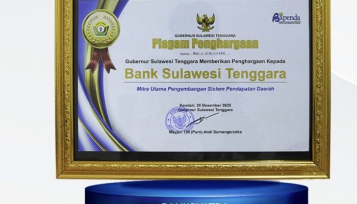 Bank Sultra Dinobatkan sebagai Mitra Utama Pengembangan Sistem Pendapatan Daerah pada Bapenda Fest 2025