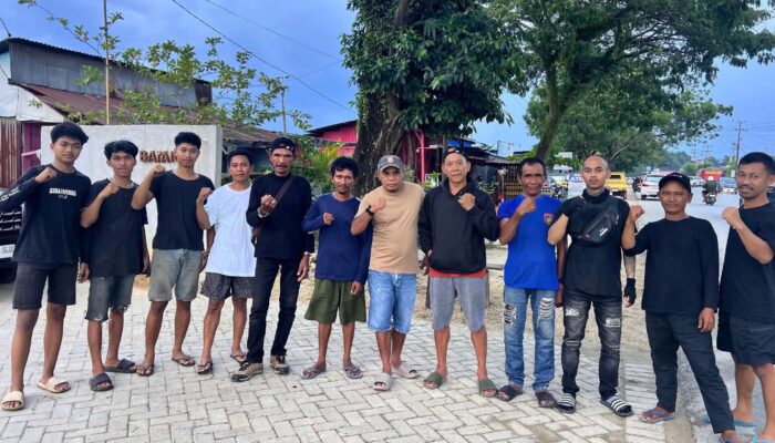 Angkatan Muda dan Karangtaruna Tapak Kuda Ingatkan KPJN dan La Ode Rude: Jangan Ganggu Piring Makan Kami