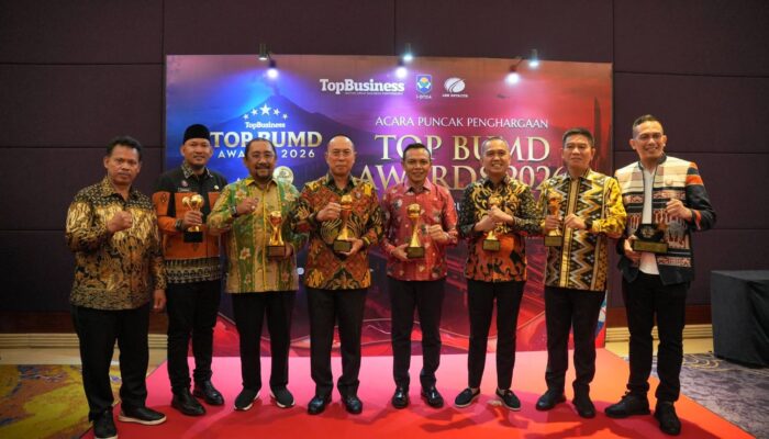 Pemprov Sultra Borong Penghargaan di TOP BUMD Awards 2026, Gubernur Andi Sumangerukka Kembali Raih Top Pembina BUMD