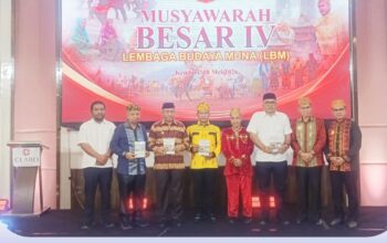 Hapus Sekat Kelompok, Ketua LBM Terpilih La Ode Darwin Serukan Satu Baris Komando Warga Muna