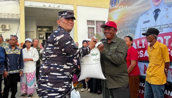 Danlanal Kendari Ajak Warga Pilah Sampah dari Rumah dan Jaga Kebersihan Pesisir