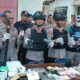 Polda Sultra Gerebek Tiga Lokasi di Kampung Salo, Belasan Orang Diamankan